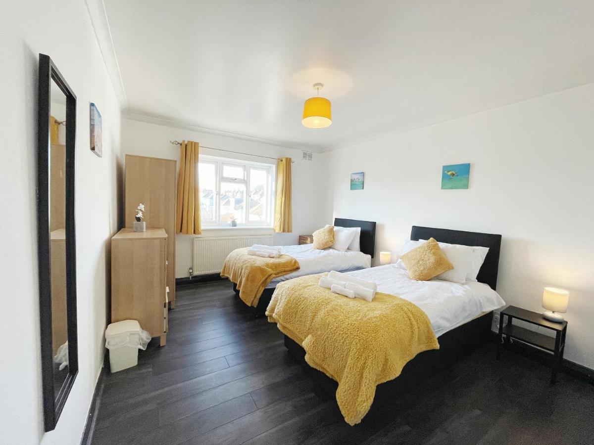 グレーブゼンド3 Bed Duplex Flat, Free Wifi & Netflix, Ideal For Contractorsアパートメント エクステリア 写真