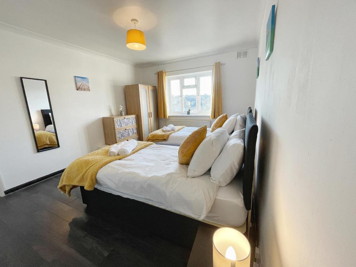 グレーブゼンド3 Bed Duplex Flat, Free Wifi & Netflix, Ideal For Contractorsアパートメント エクステリア 写真